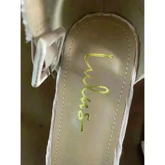 Lulus Women's Light Pink Pleated Satin Fairy Ankle Strap High Heel Size 10 - Picture 4 of 7